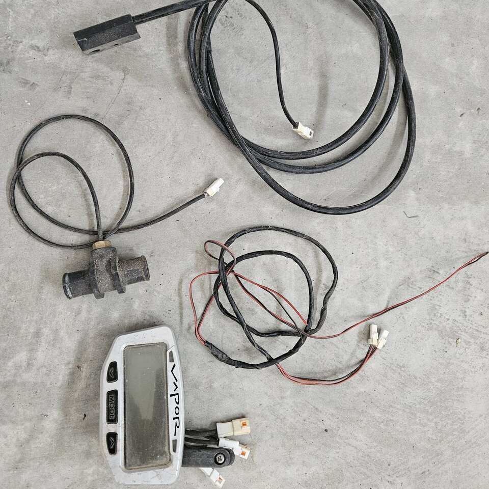 Vapor trail tech computer dash