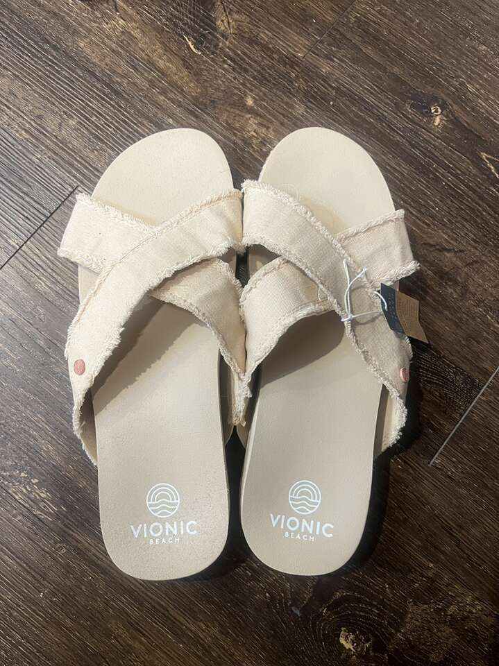 Vionic Beach Sandals Sz 10