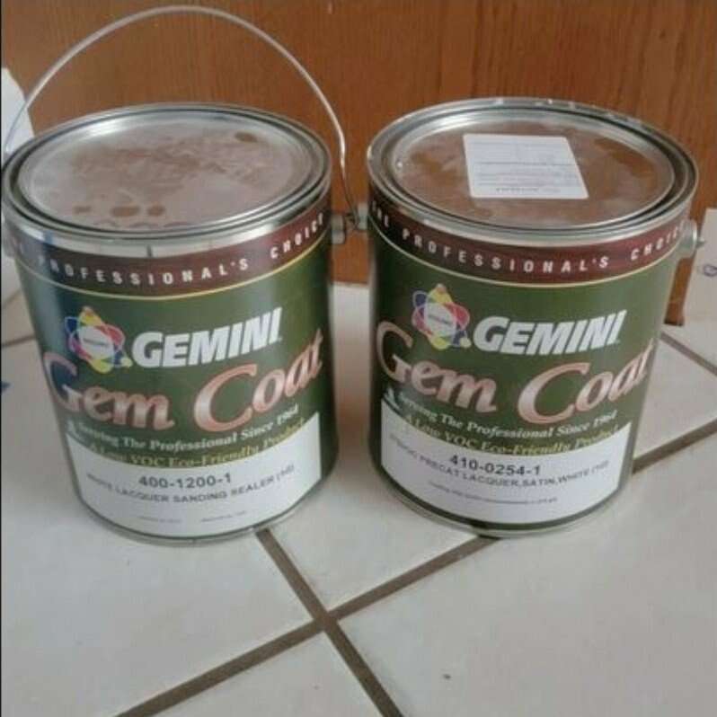 White Lacquer Sanding Sealer and Lacquer