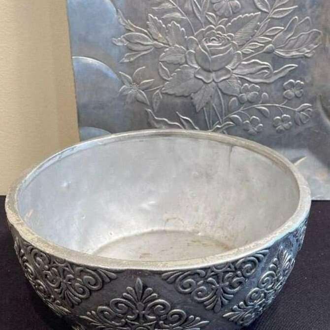 Aluminum Serving
Bowl