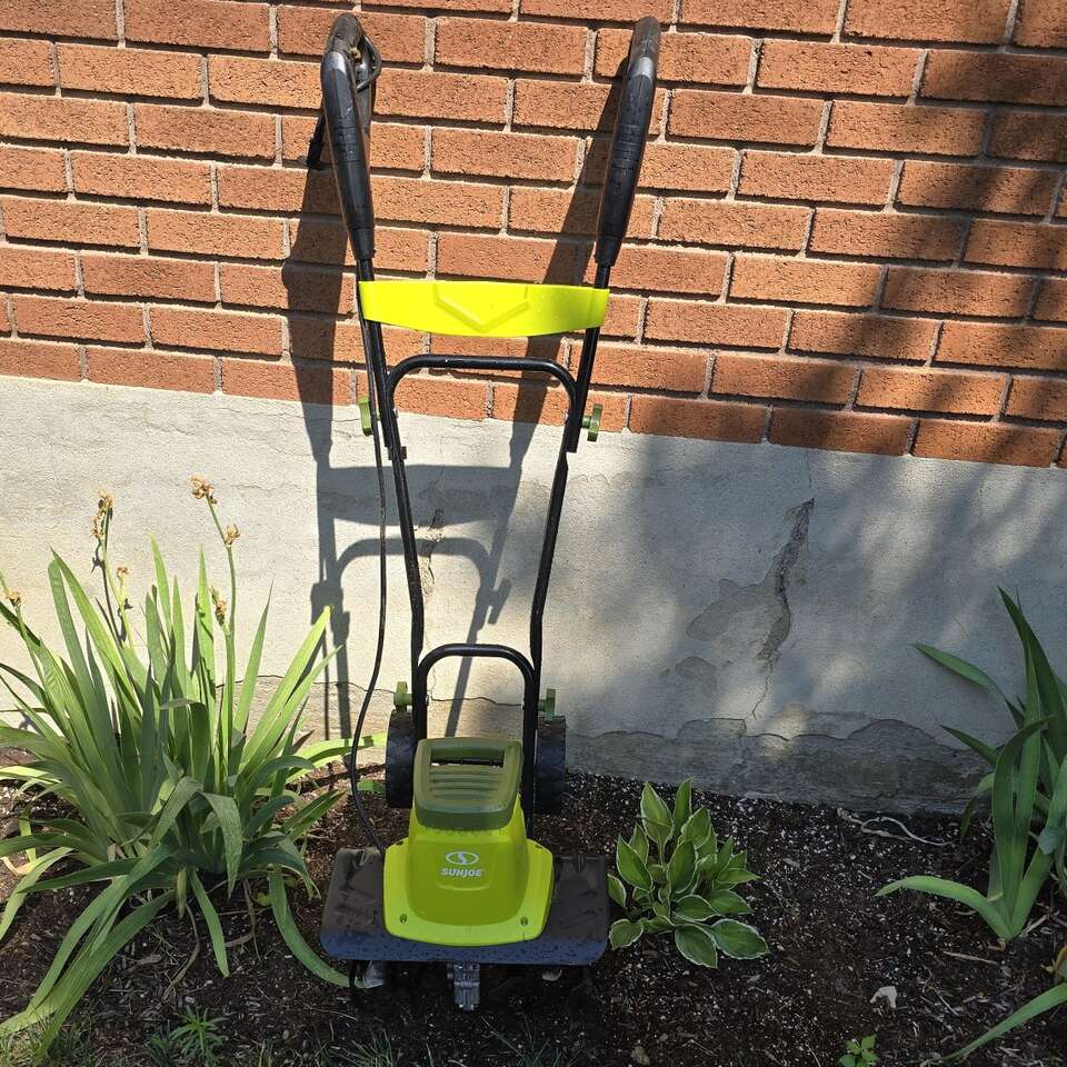 Tiller For Rent (Electric)