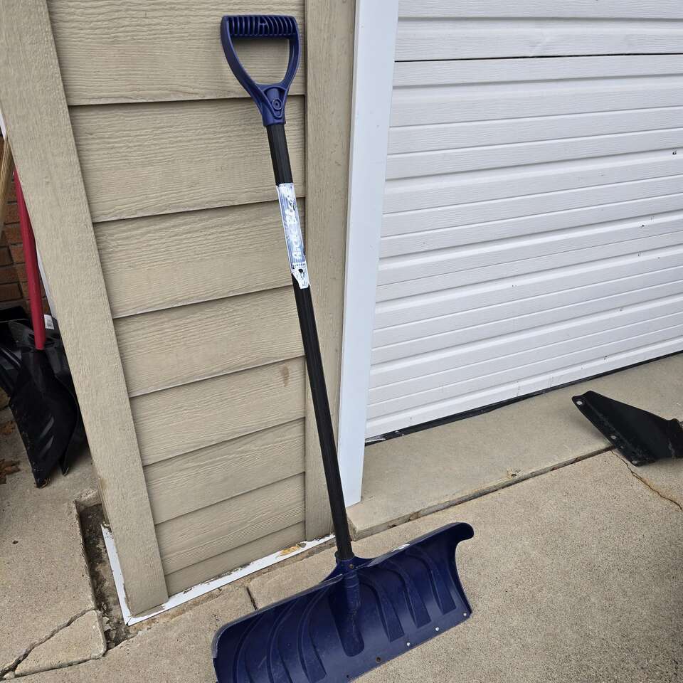 snow shovel