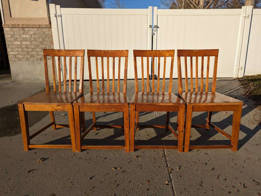 Four wooden chairs FREE