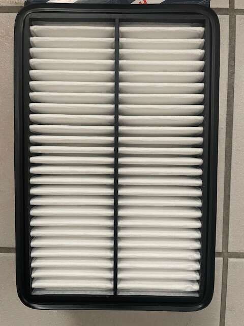 New Bosch Air Filter in box for 2014 Mazda 3