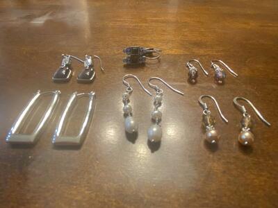 Set Of Lia Sophia Earrings