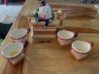 Department 56 Humpty Dumpty Tea Set