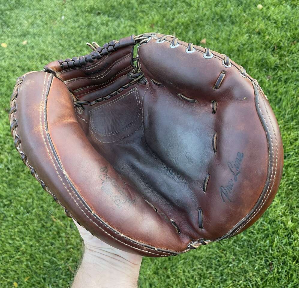 Nokona Baseball Catchers Glove