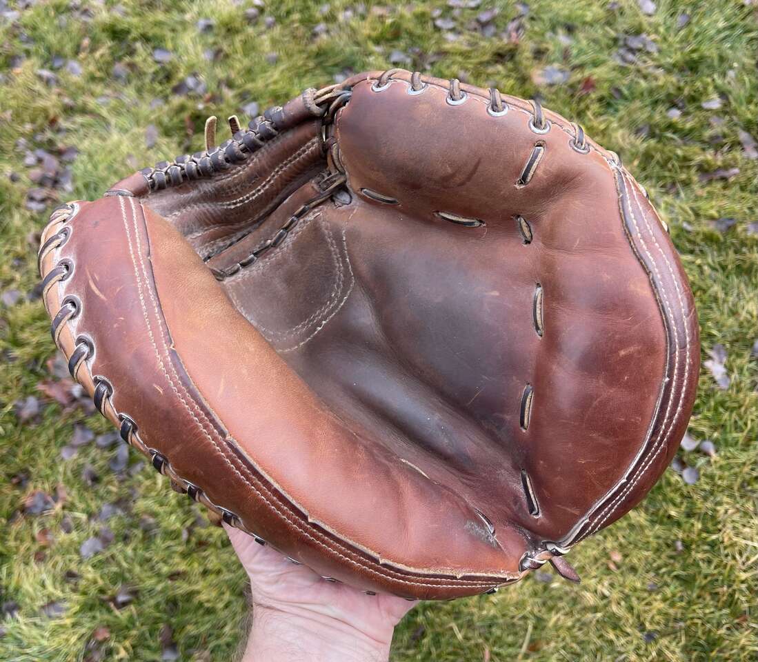 Nokona Baseball Catchers Glove