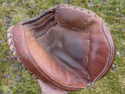 Nokona Baseball Catchers Glove