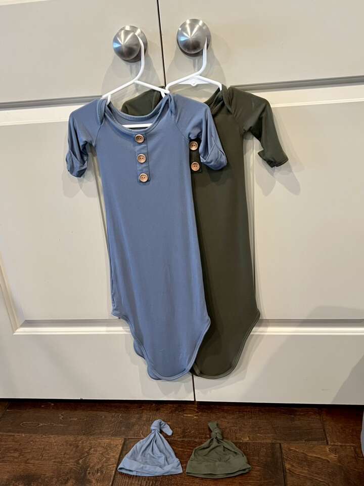 Caden Lane Knot Gown & Hat