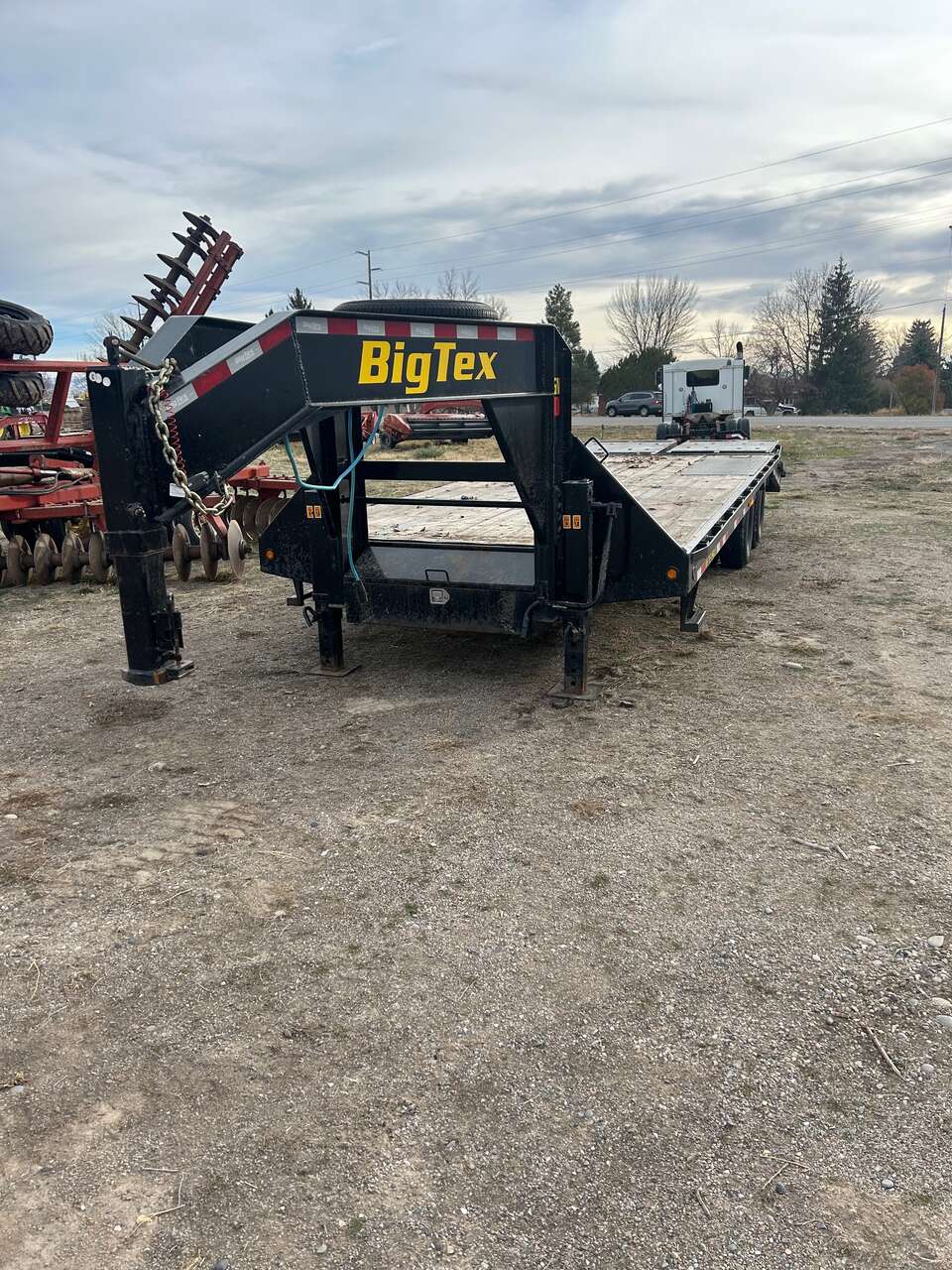 2022 Big Tex 25' Flatbed Trailer