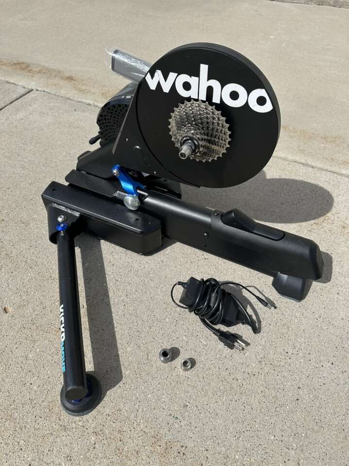 Used Wahoo KICKR MOVE