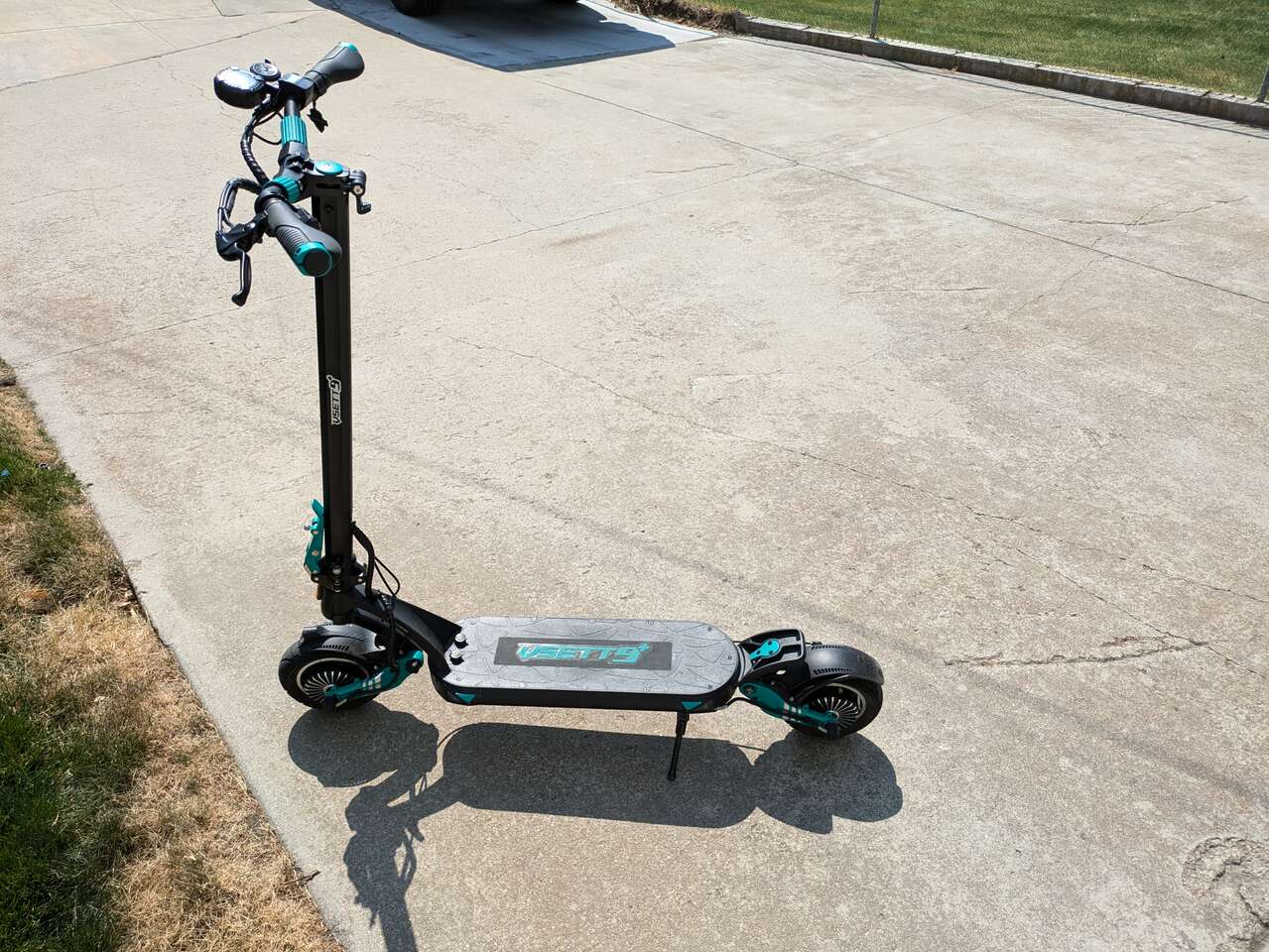 Like new VSett 9+ dual motor 19.2Ah performance scooter