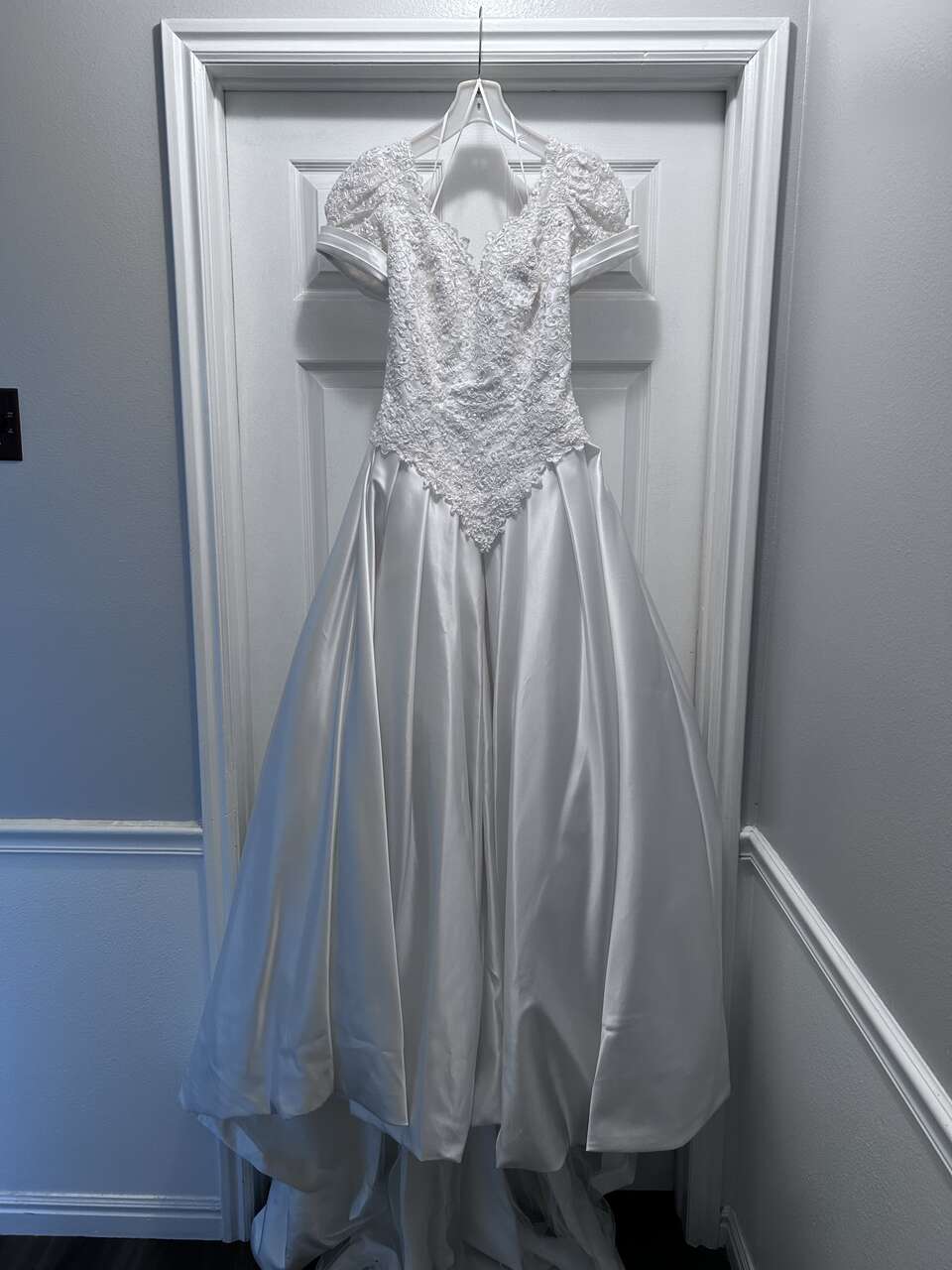 Wedding Dress size 10 BNWT $100