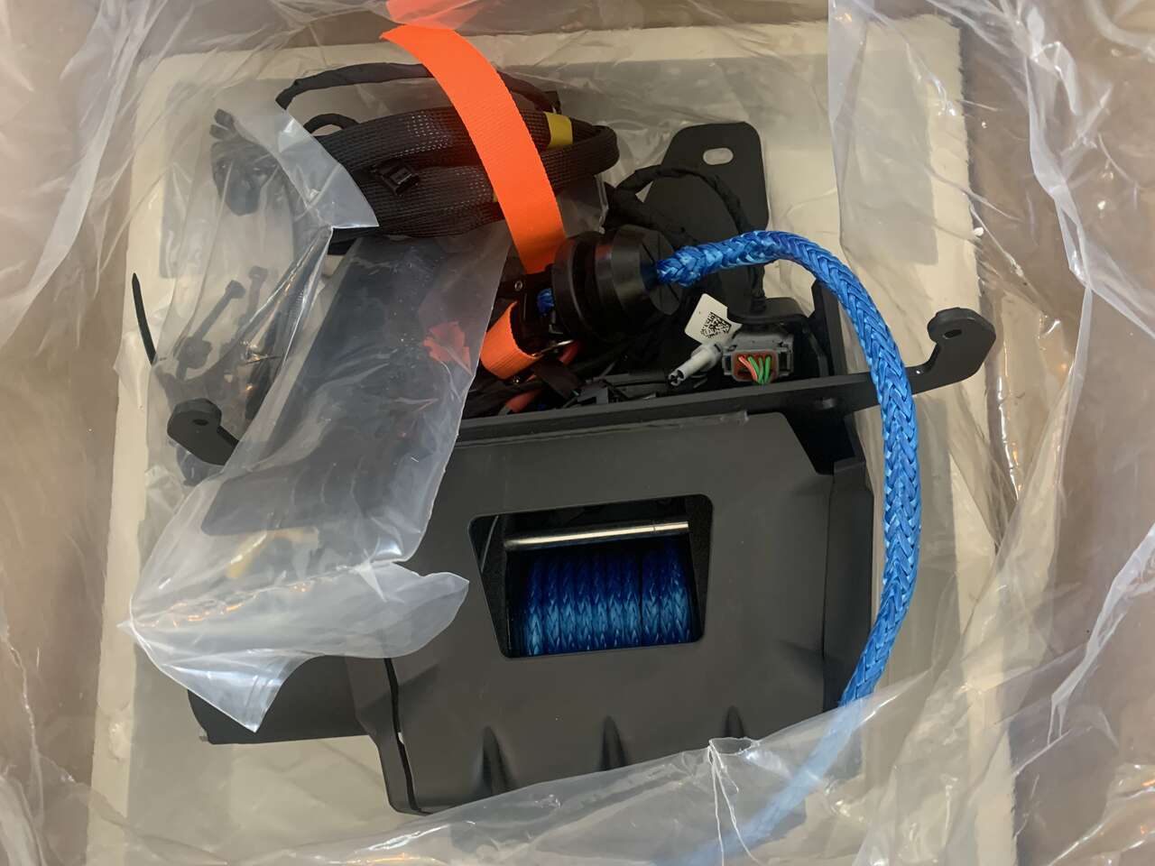 Polaris 2889698 - K-ACCY,REAR Winch,Rack