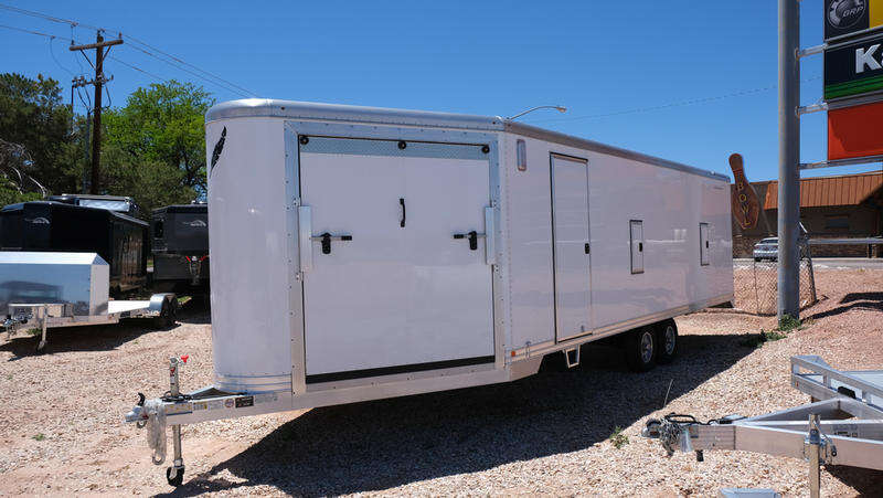 2024 Featherlite Trailers 1648 8.5X30 4PL SNOW Msrp $39,788
