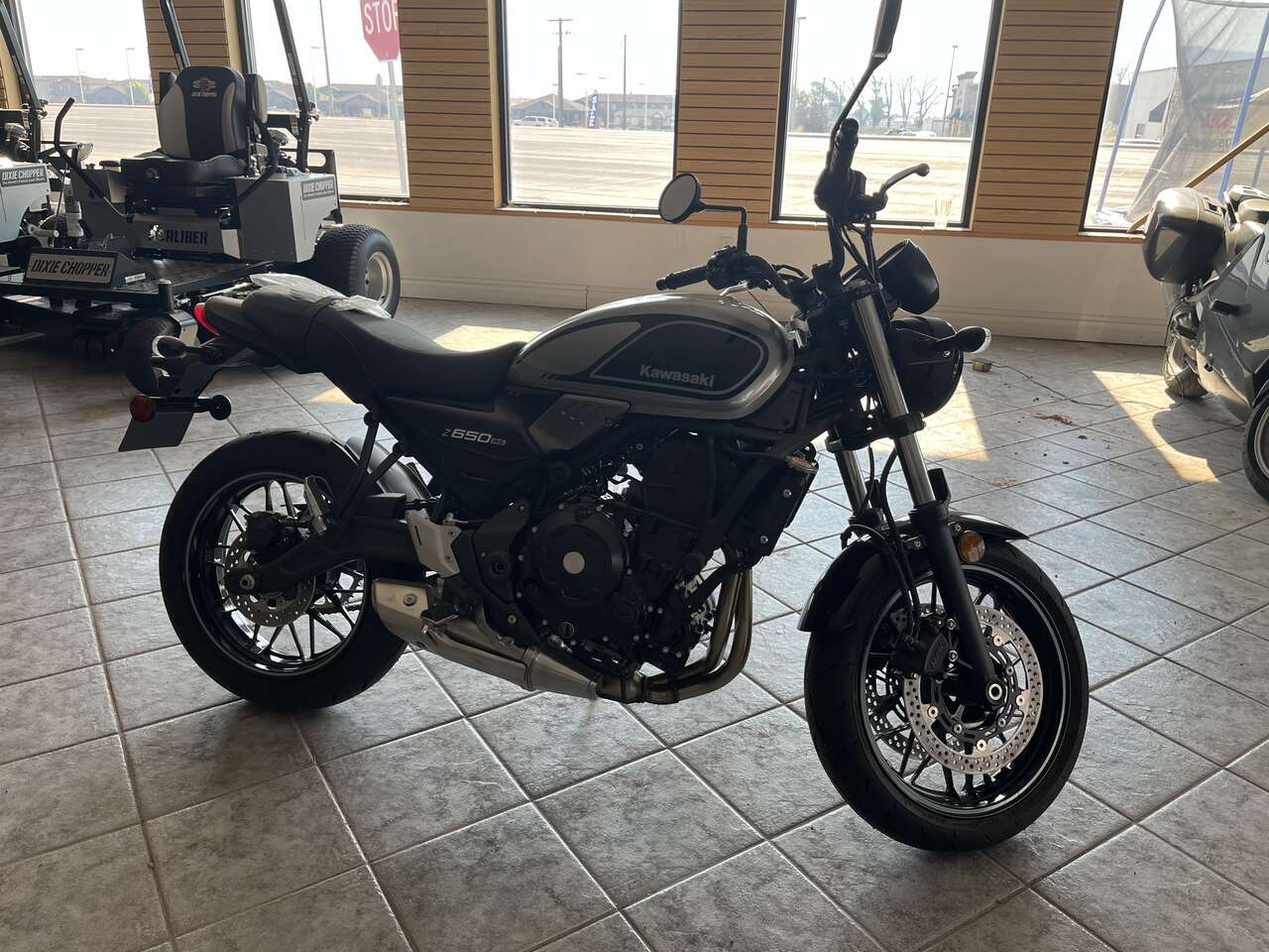 KAWASAKI Z650RS