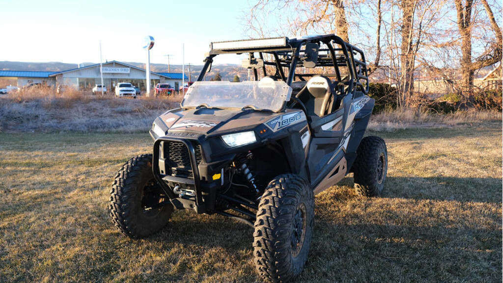 2017 Polaris RZR XP 1000 EPS Gold Metallic