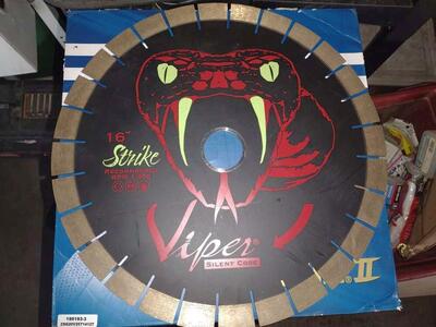 Ashphalt/concrete blade