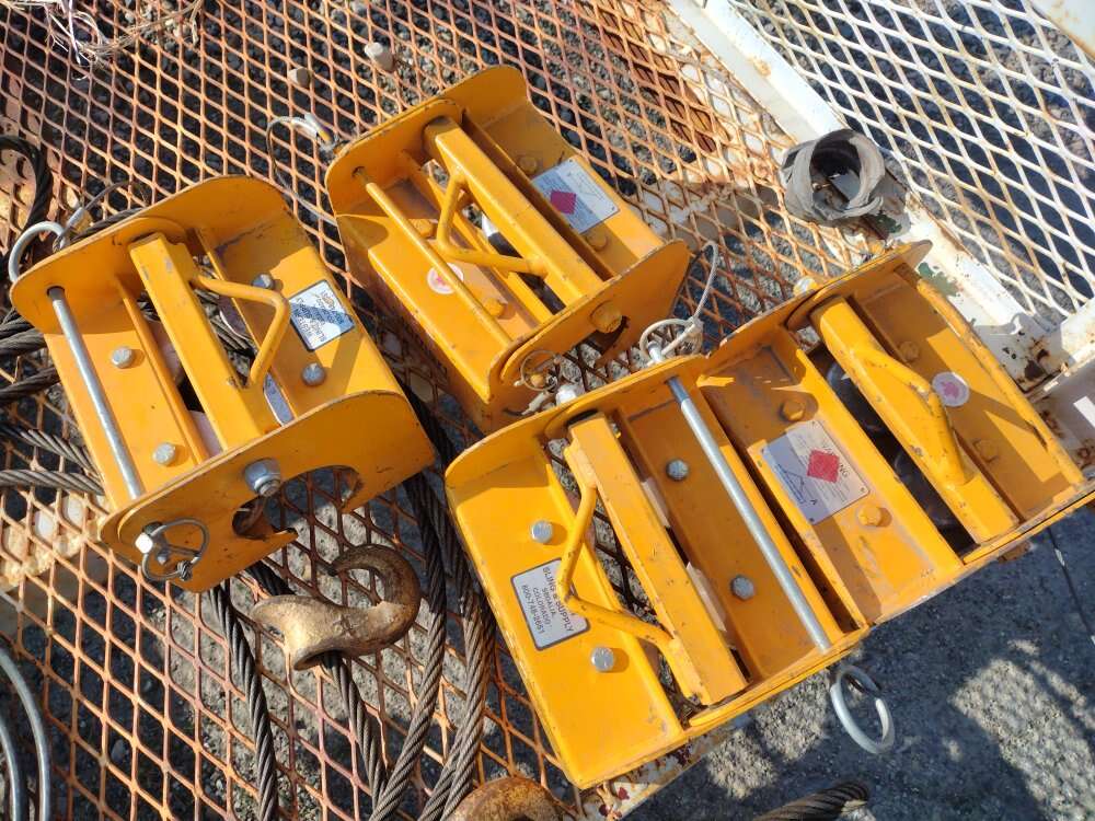 Rail slider or I Beam Trolly