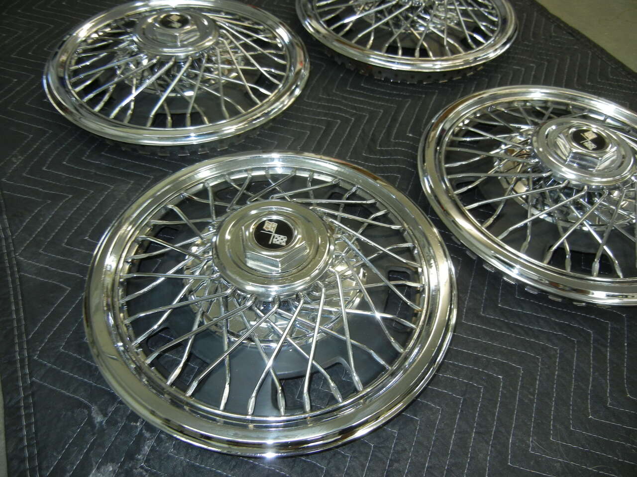 Chevy Corvette Vintage Wire Spoked Wheel Cover Hubcaps