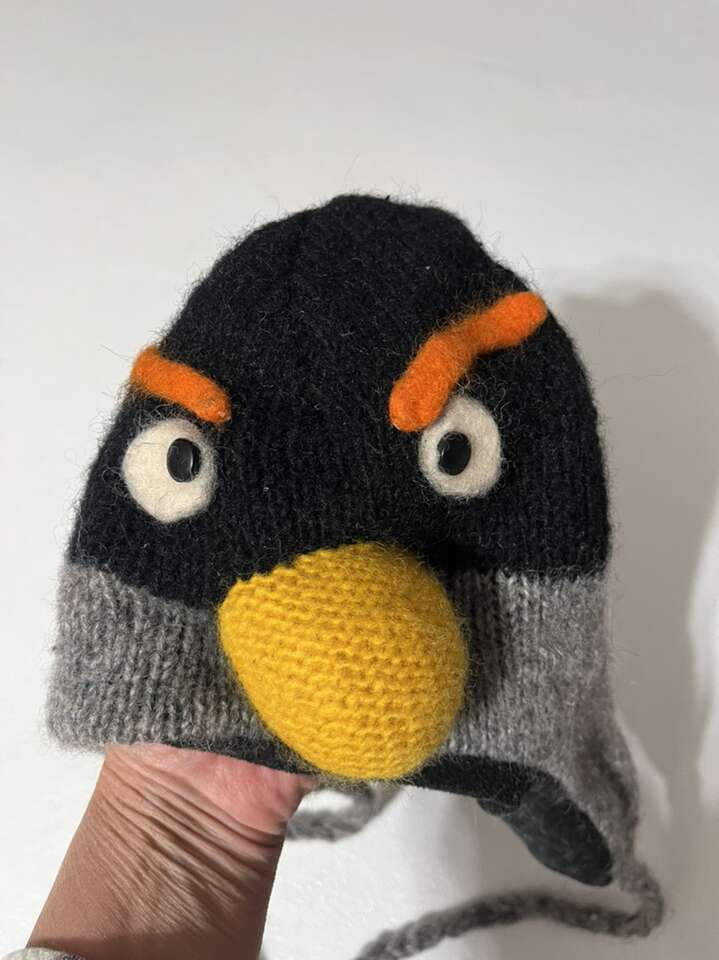 Hat black angry bird hat one size no tags no brand