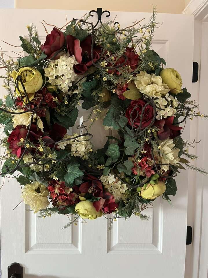 Large Beautiful Wreath 30