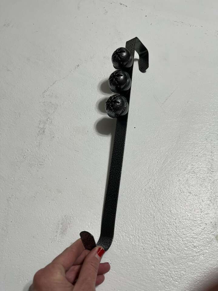 Jingle Bells Wreath Holder Silver Color