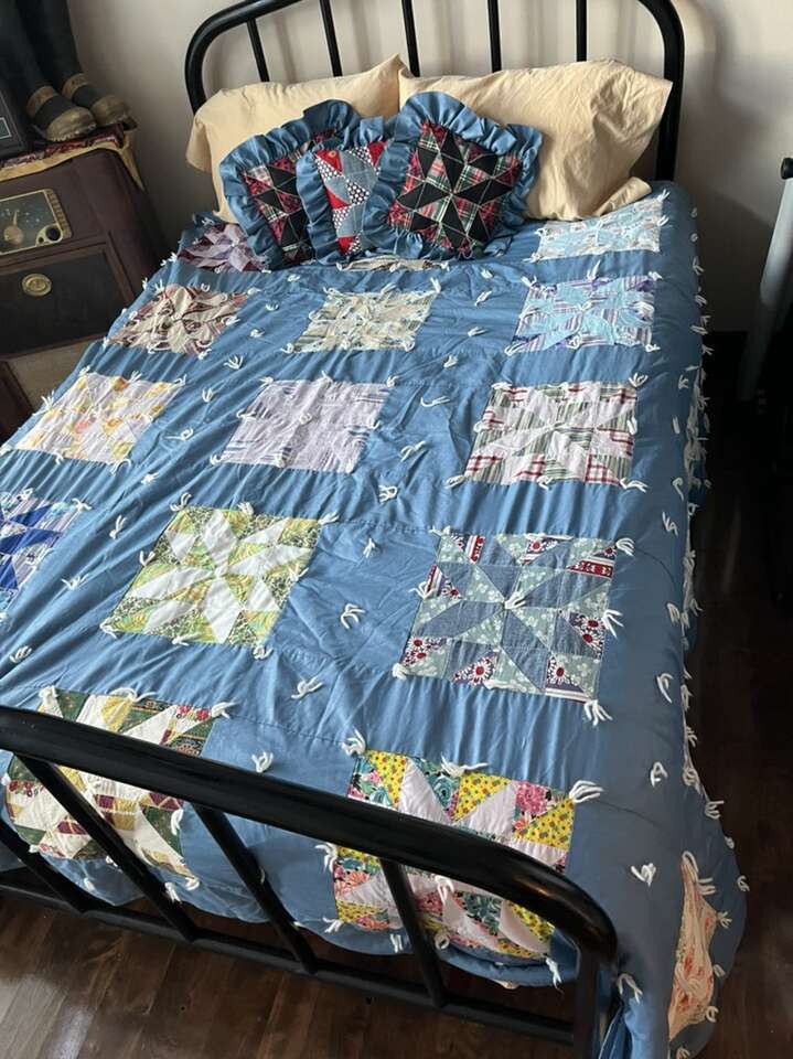 Vintage Quilt Blocks Quilt Queen Sized