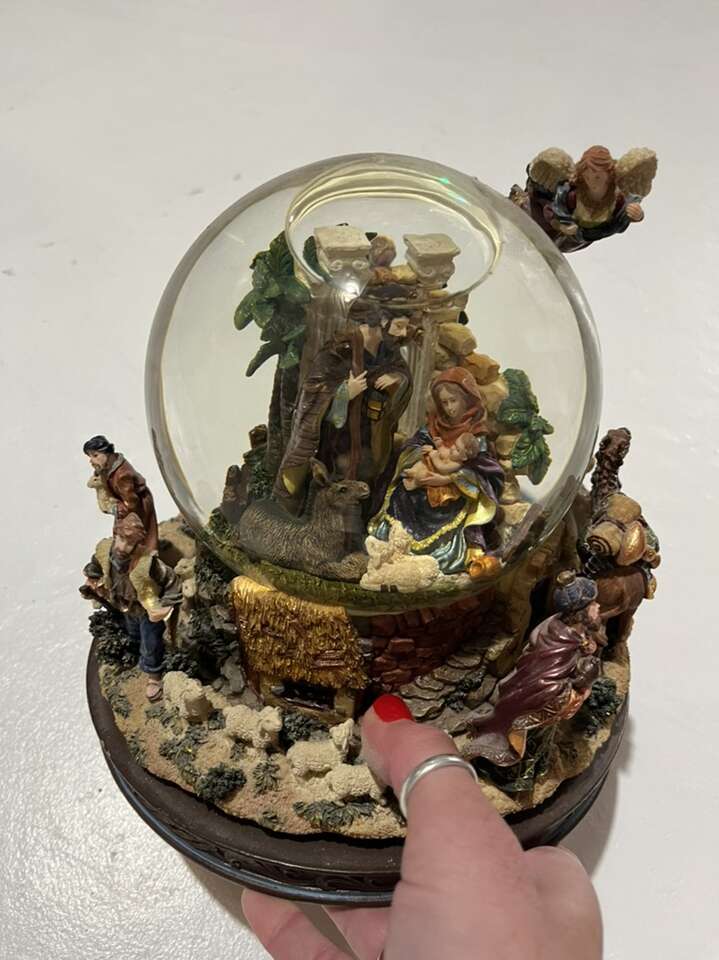 Christmas Nativity Snow Globe With Music
