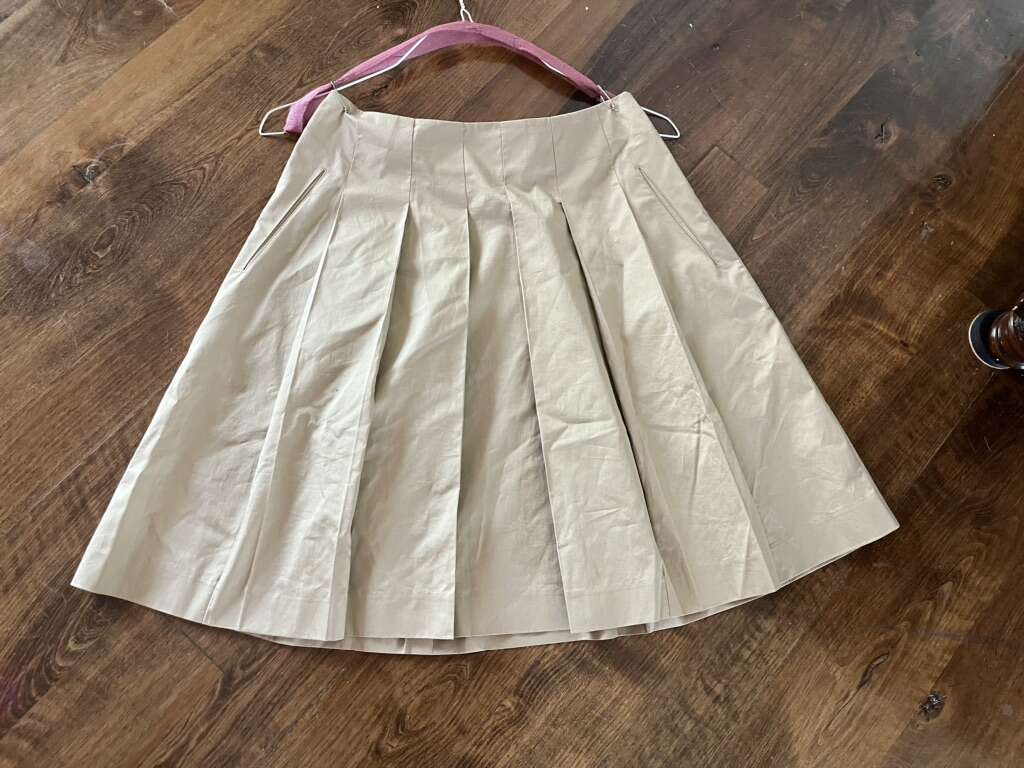 Banana Republic Brand Tan Skirt 2P