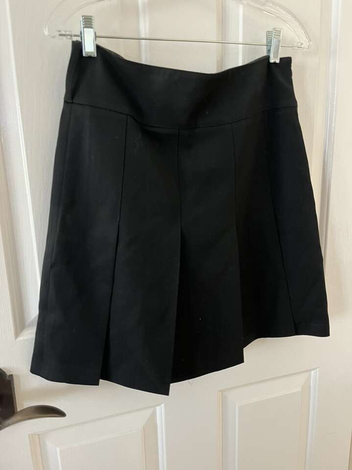 Burberry London Skirt Pleated Size 4