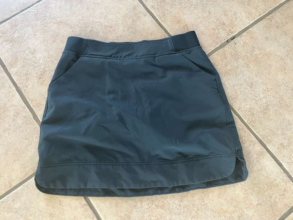 Skort 32 degrees brand dark greenish blue S