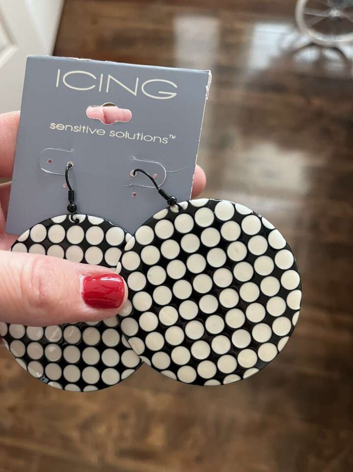 New Retro Polka Dot Earrings