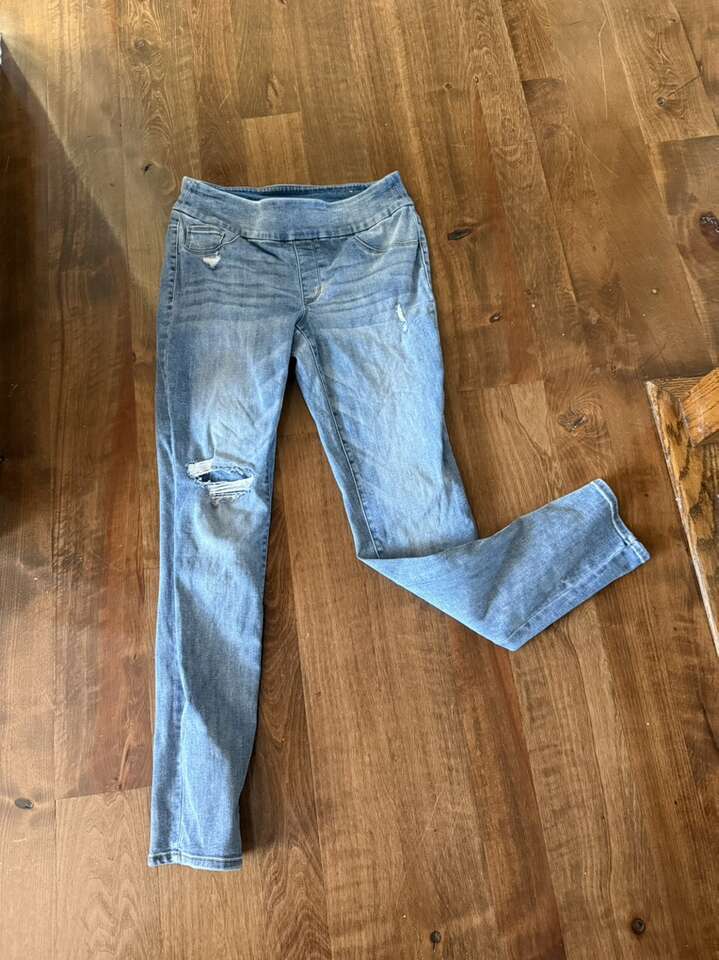 Chico's Jeans Size 2 Ripped Look!