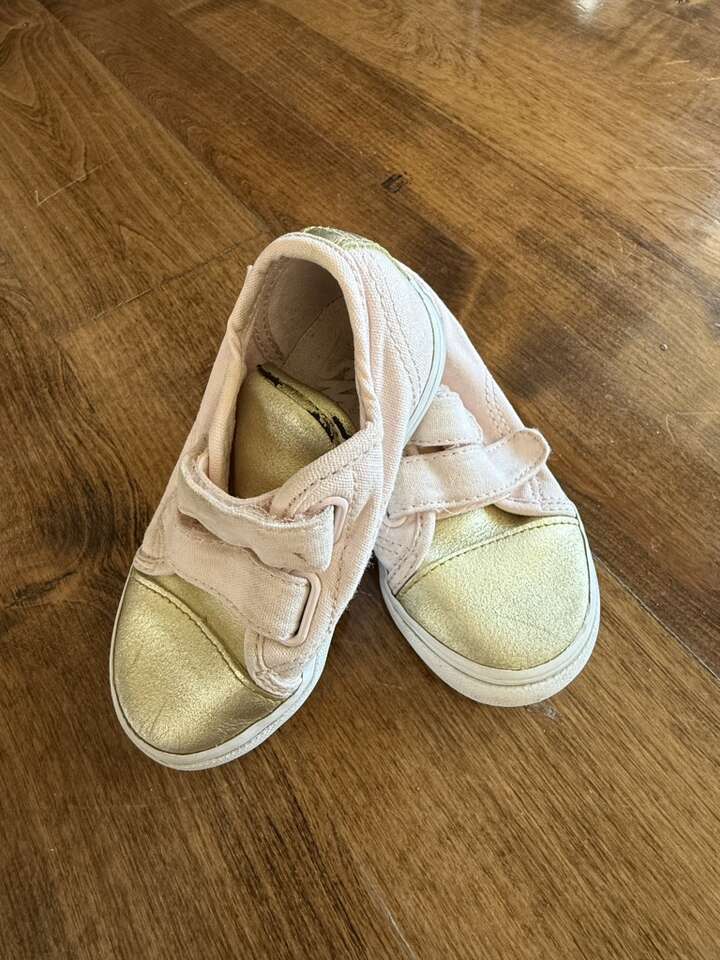 Girls Vans Shoes Size 8 Toddler Pink And Gold