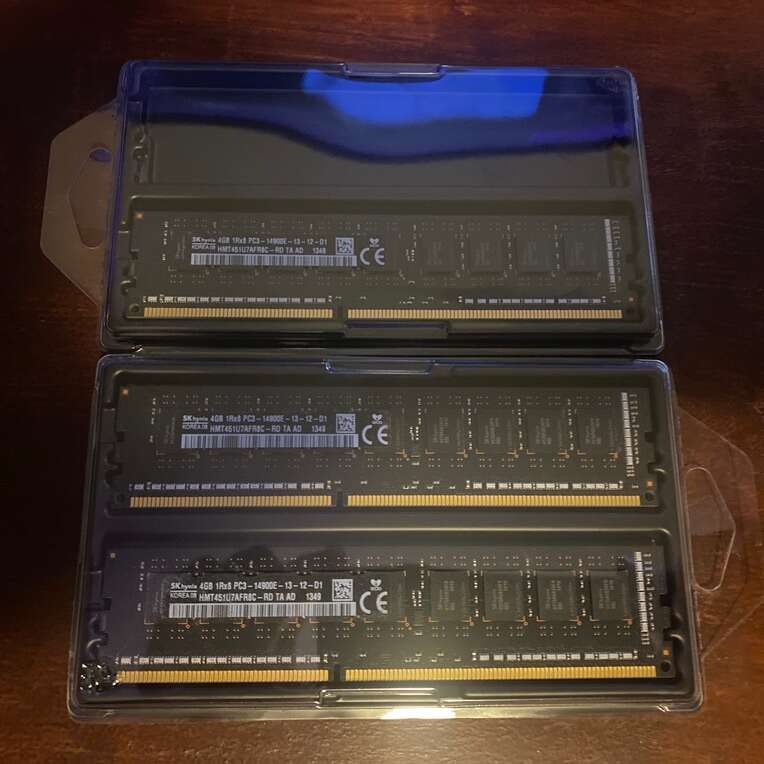 3 Sticks Of 4 GB Ram Memory Apple Mac 6,1 Desktop