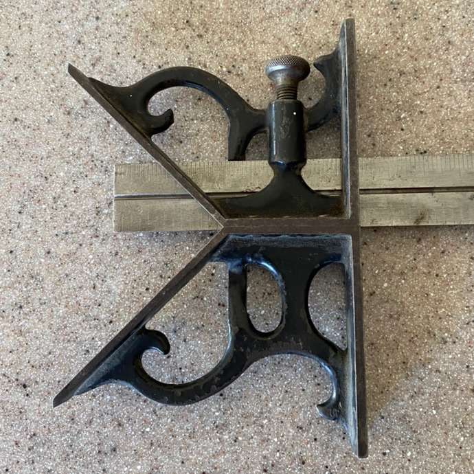 Chaplin’s Patent Standard Tool Co. Center Square