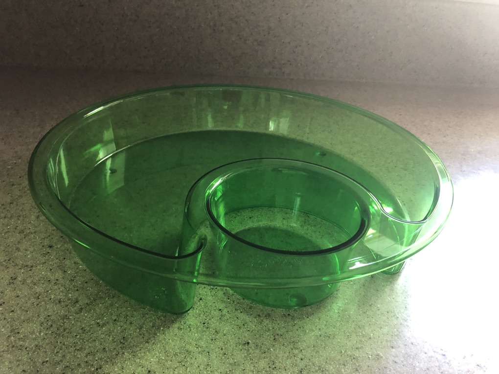 Pampered Chef Chip & Dip Tray - New In Box