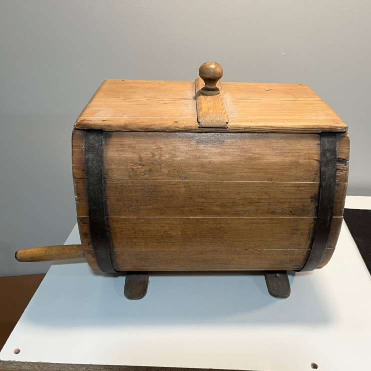 Table Top Barrel Butter Churn