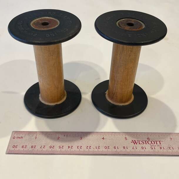 BLUE BIRD SILK MFG. CO. Wood Spools