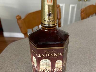 1967 Canadian Centennial Rare Old Whisky