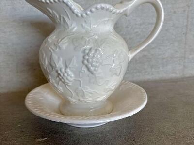 Ceramic Grapevine Design Pitcher & Bowl Set