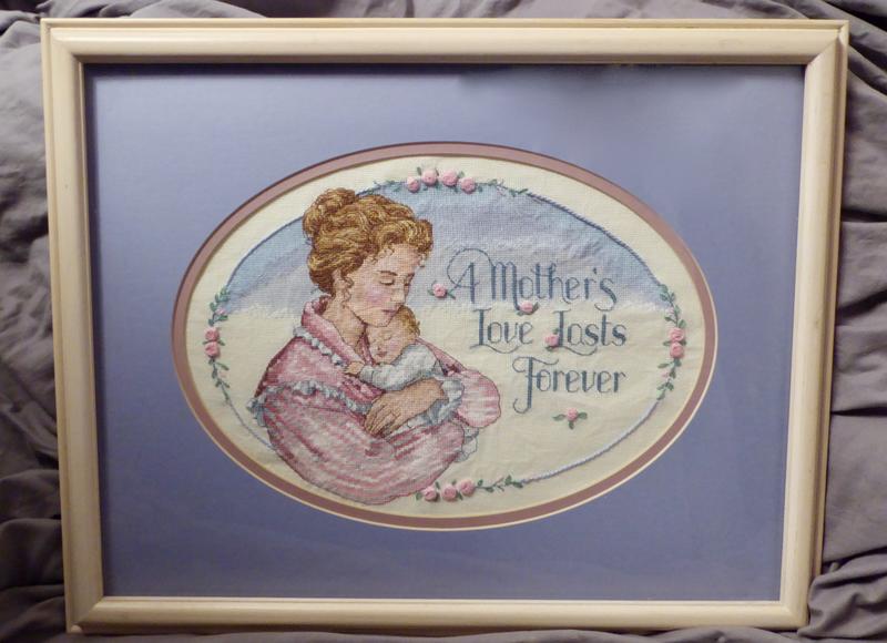 Mother And Child Embroidery Vintage Wood Frame Wall Hanging- 'Mother's Love Lasts Forever'