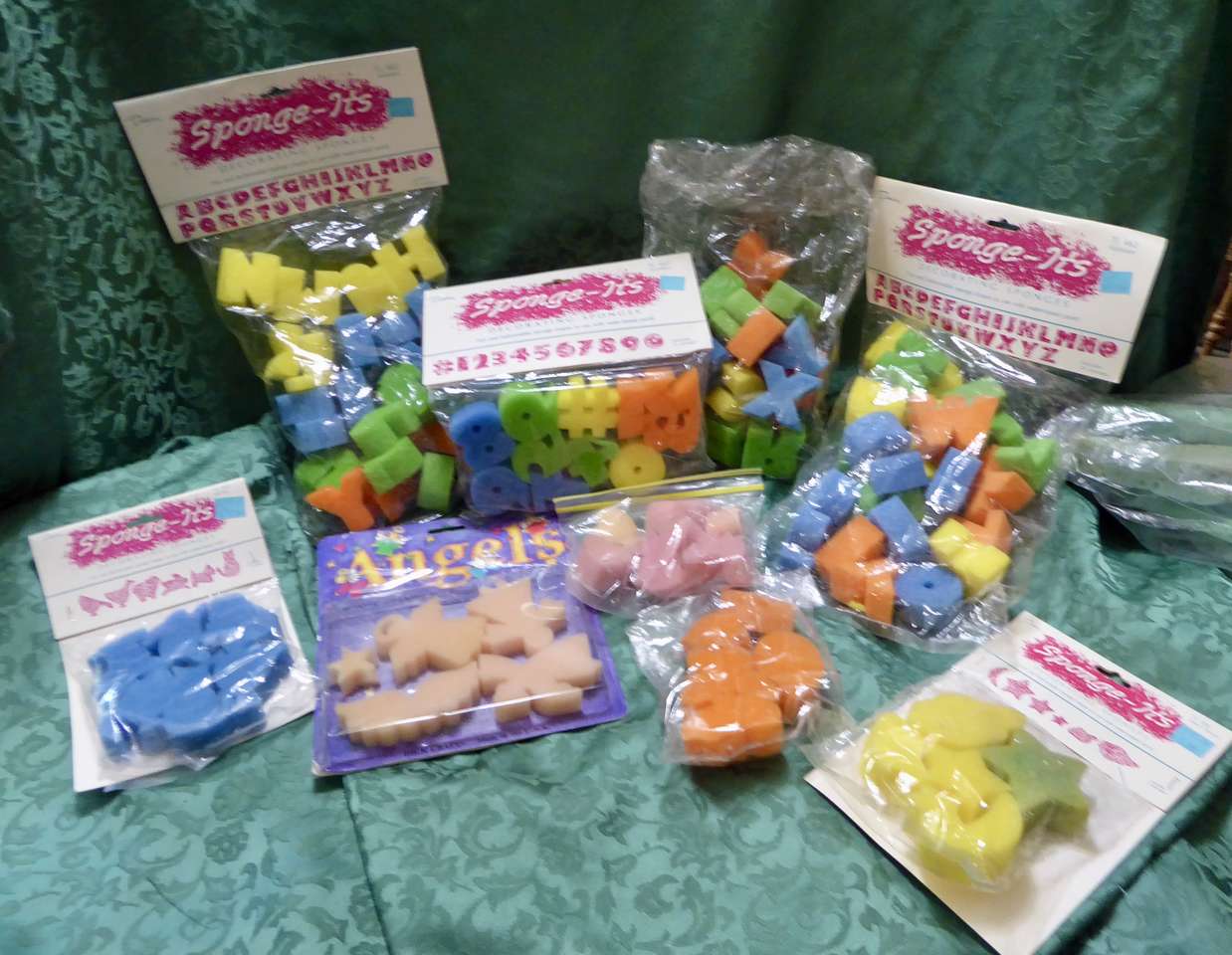 'Sponge Its' Art Sponges in Various Shapes For Fun Craft Painting Great Fun For The Children To Use!