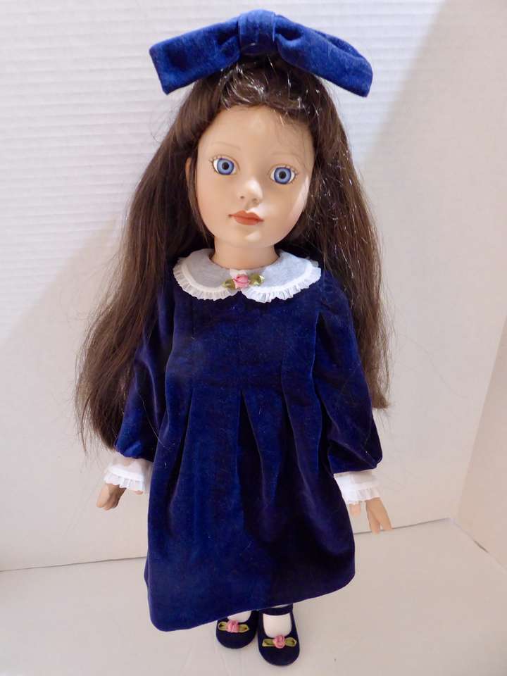 Blue Eyed Brunette J C Penney And Friends Ball Jointed Vinyl 19 Inch Doll -Robert Tonner Doll Company 2000