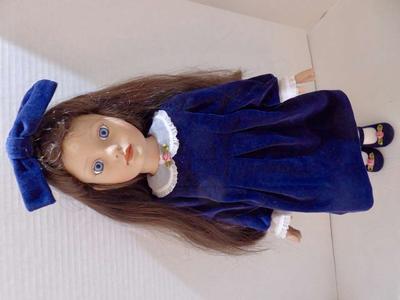 Blue Eyed Brunette J C Penney And Friends Ball Jointed Vinyl 19 Inch Doll -Robert Tonner Doll Company 2000
