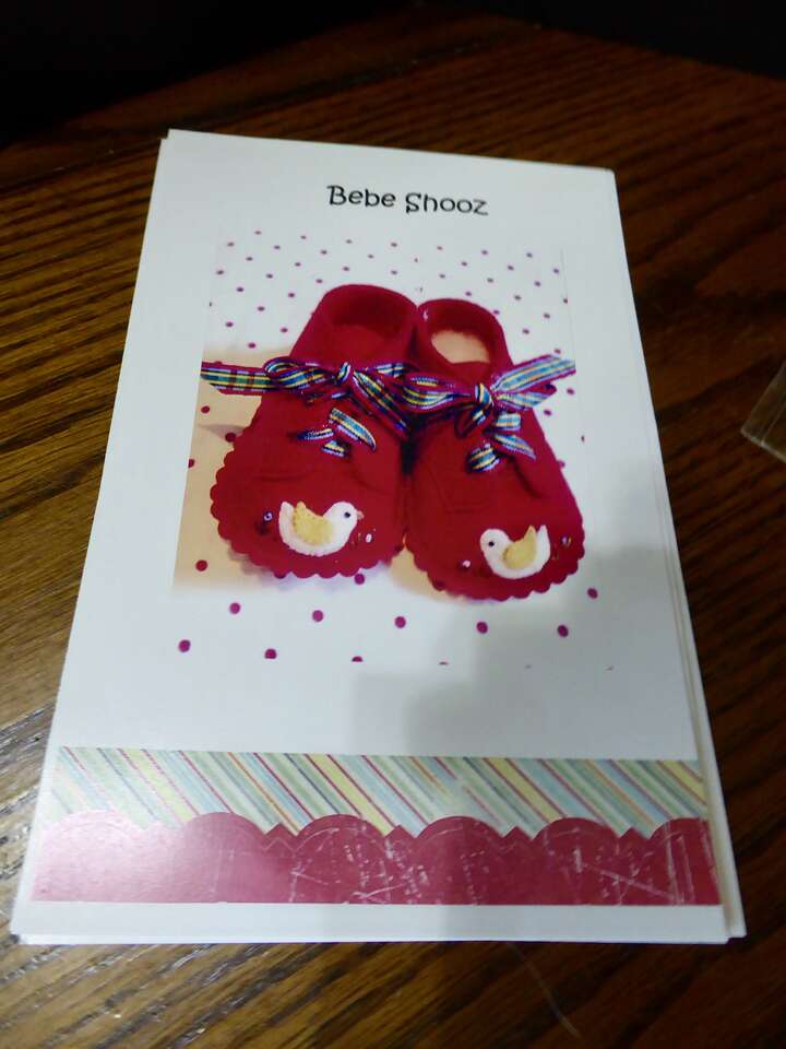 BEBE SHOOZ SHOE Pattern For Making Really Sweet Fabric Baby Shoes- In ONE SIZE USING WOOL FELT