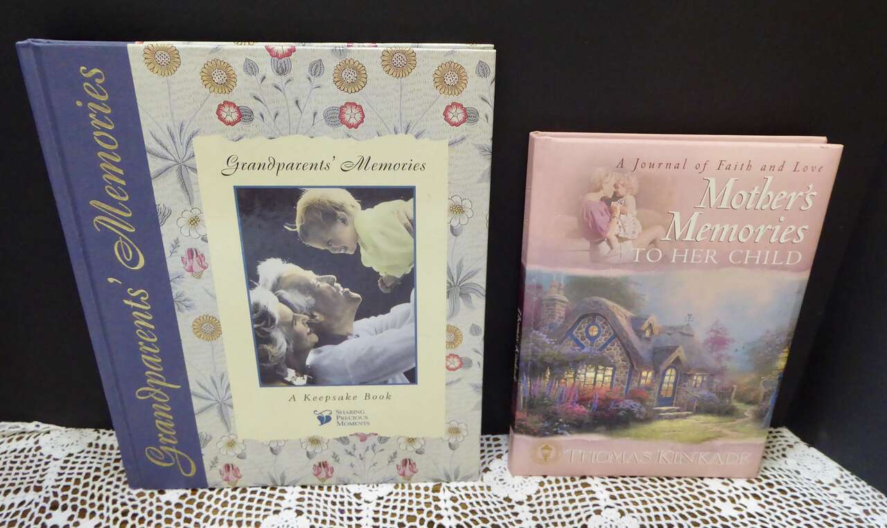 New 2 Memory Books- For- Mothers / Grandparents Memory Journals From Grandparents to Grandchildren / Mothers To Children