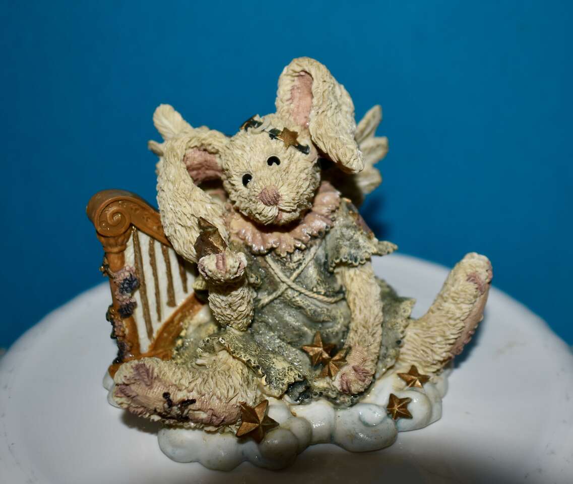 Collectible 1993 Boyds Bears And Friends Celeste And The Angel Rabbit Ceramic Figurine